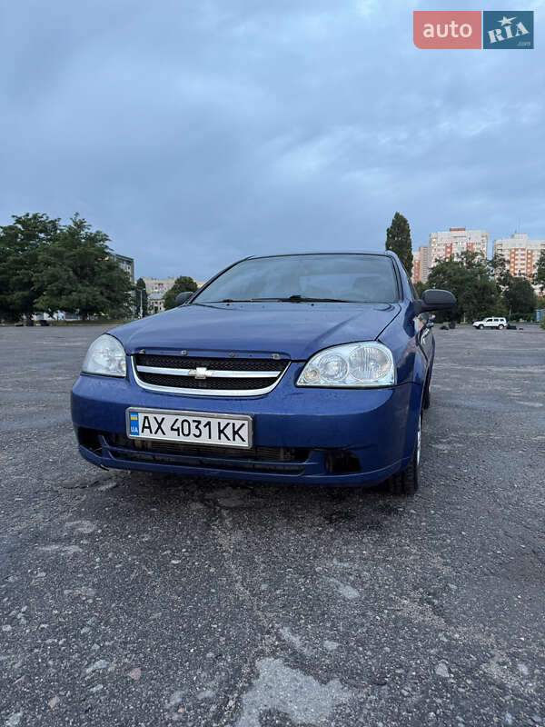 Chevrolet Lacetti (2005)