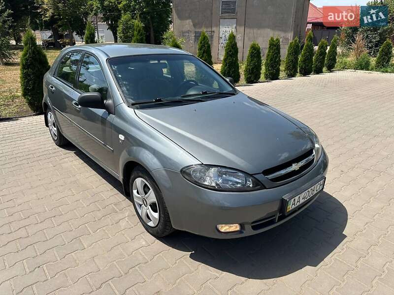 Chevrolet Lacetti (2010)