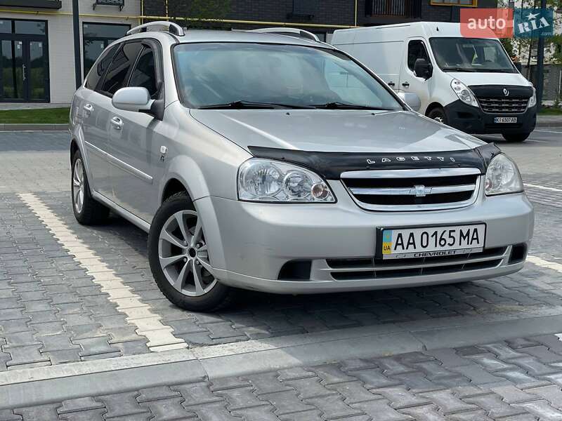Chevrolet Lacetti (2011)