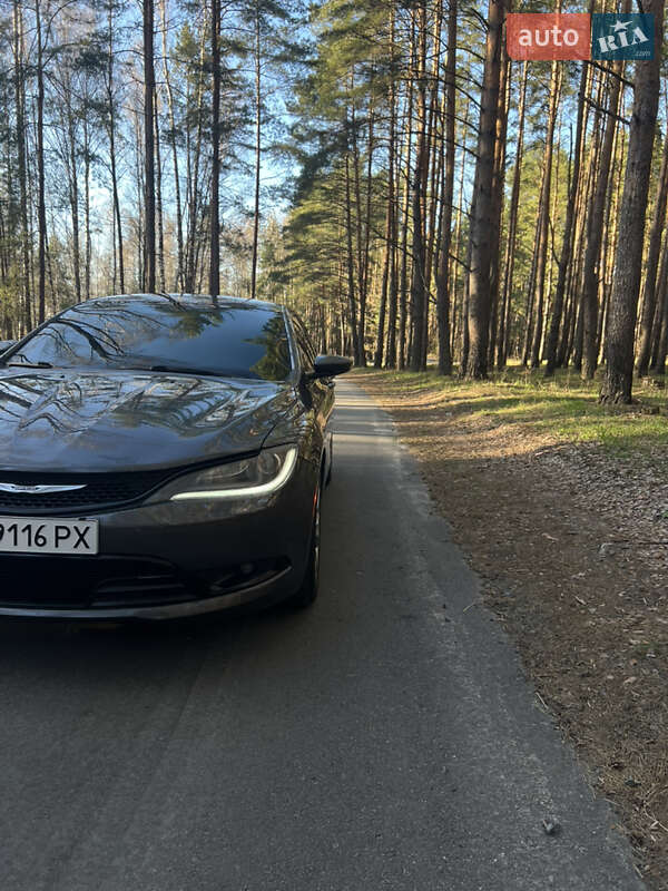 Chrysler 200 (2015)