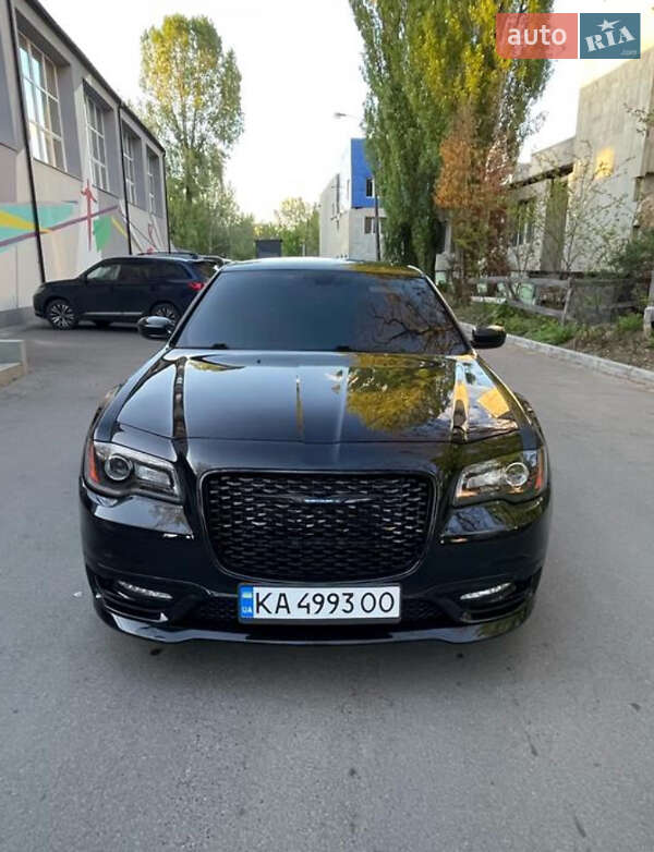 Chrysler 300 s (2013)