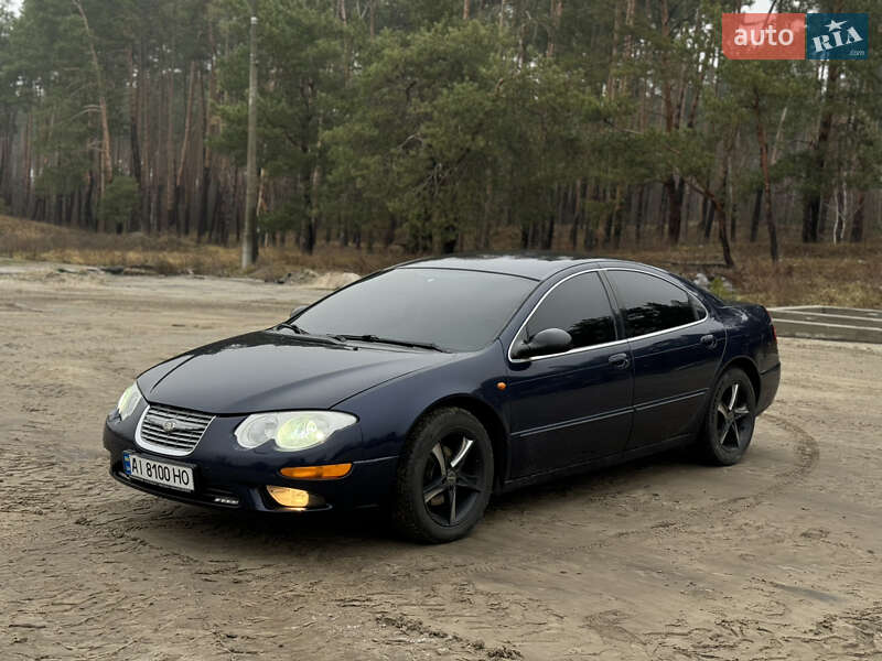 Chrysler 300m (2004)