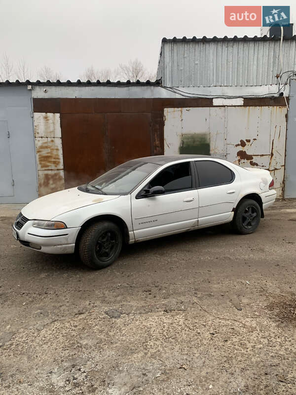 Chrysler Cirrus (1998)