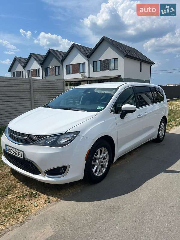 Chrysler Pacifica (2017)