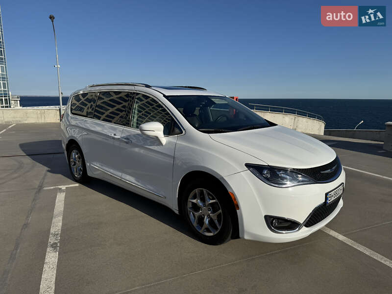 Chrysler Pacifica (2019)