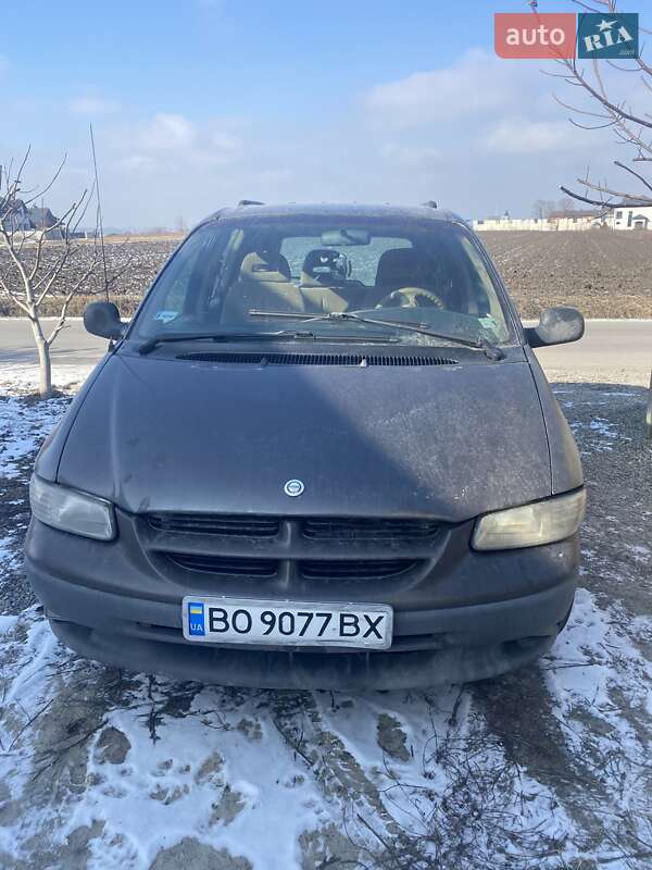 Chrysler Voyager (1998)
