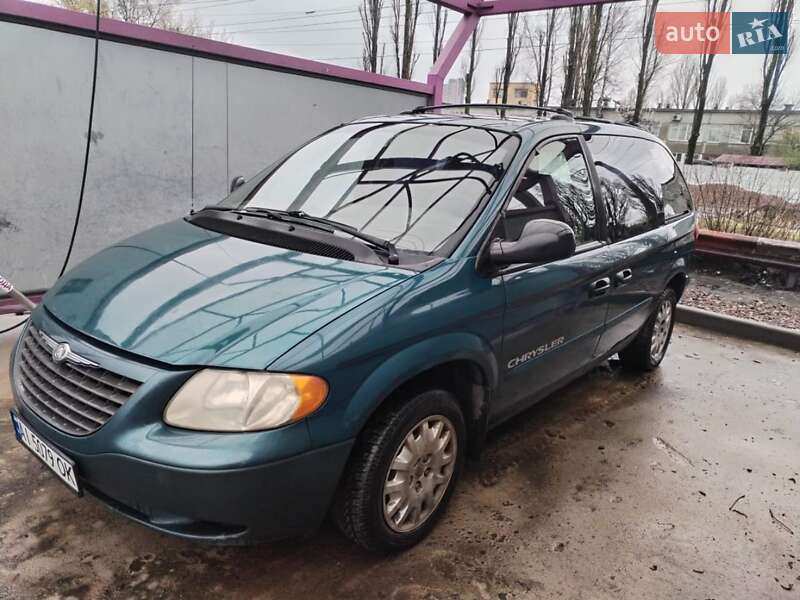Chrysler Voyager (2001)