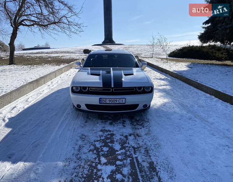 Dodge Challenger (2015)