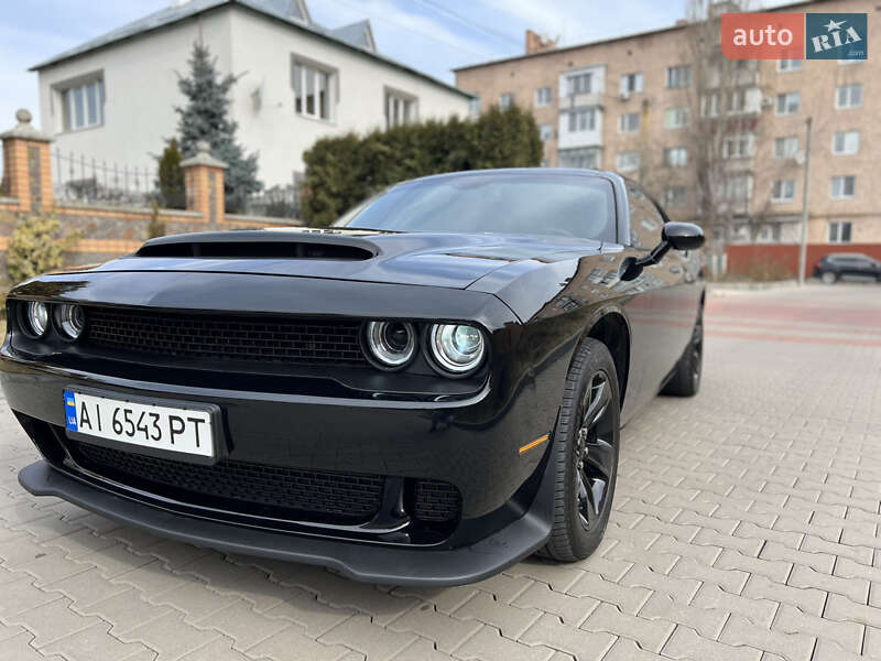 Dodge Challenger (2019)