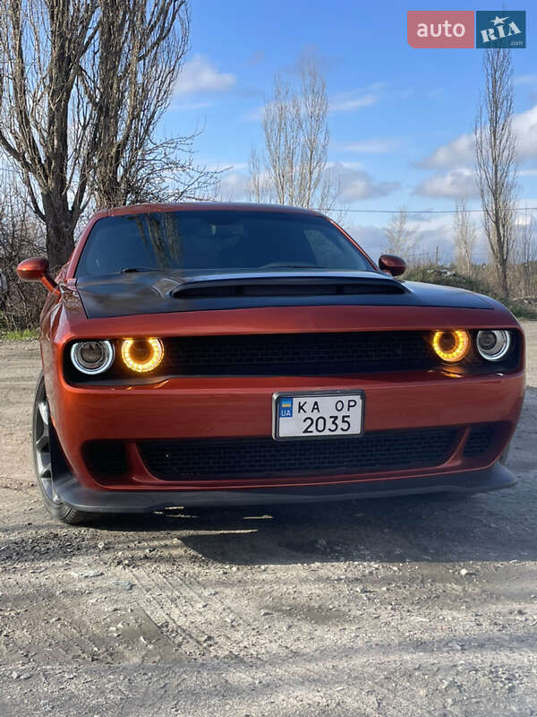 Dodge Challenger (2020)