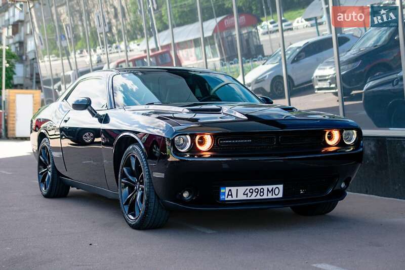 Dodge Challenger (2017)
