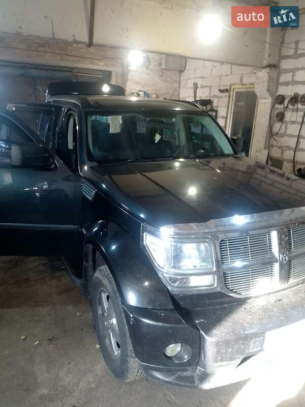 Dodge Nitro (2008)