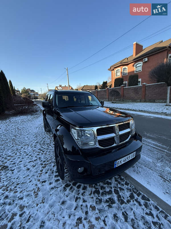 Dodge Nitro (2007)
