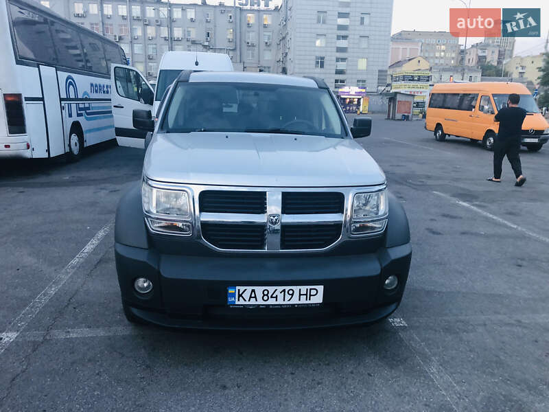 Dodge Nitro (2008)