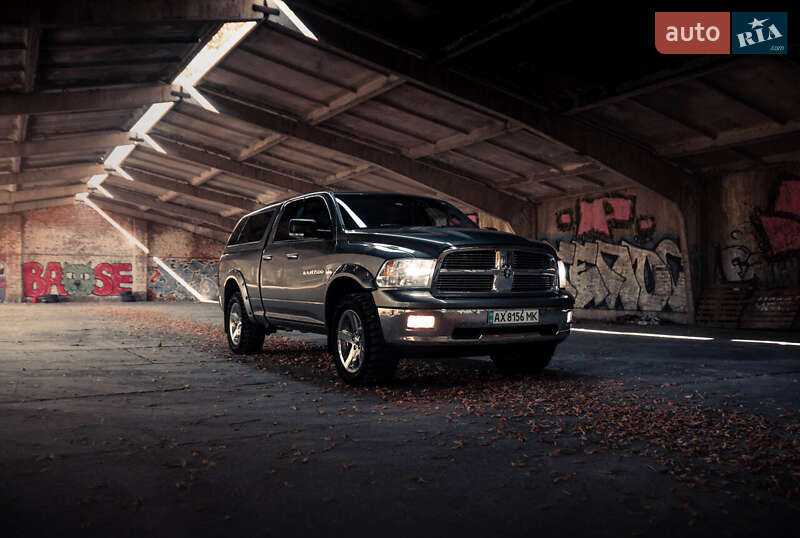 Dodge Ram-1500 (2011)