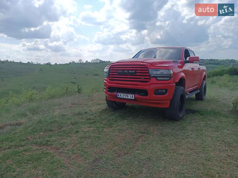 Dodge Ram 1500 (2015)