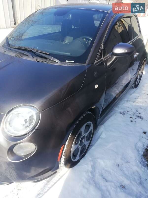Fiat 500 (2015)