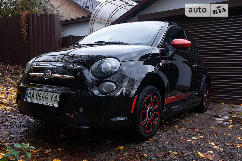 Fiat 500e (2013)