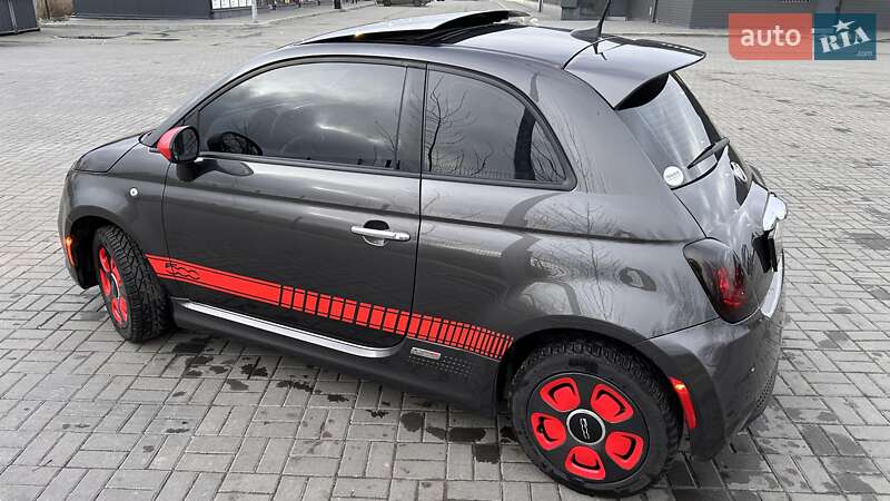 Fiat 500e (2015)