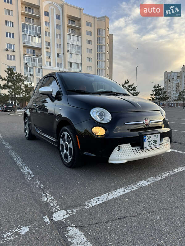 Fiat 500e (2013)