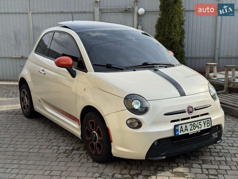 Fiat 500e (2013)