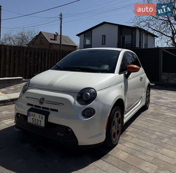 Fiat 500e (2015)