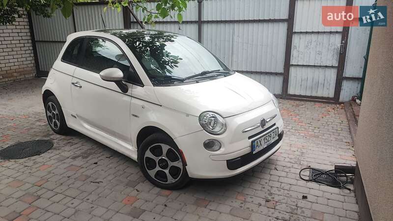 Fiat 500e (2013)
