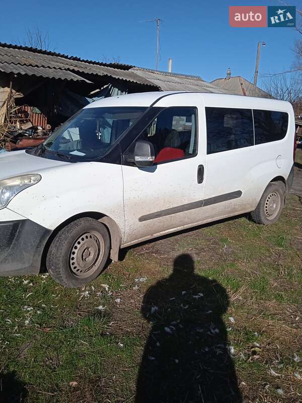 Fiat Doblo (2012)