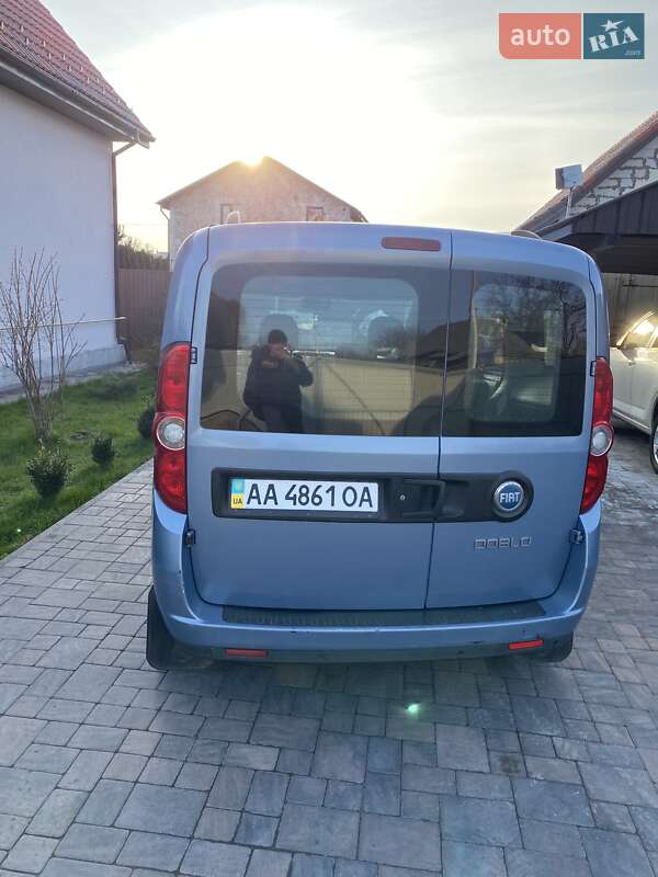Fiat Doblo (2010)