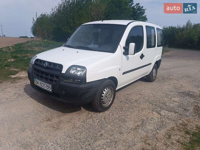 Fiat Doblo (2004)