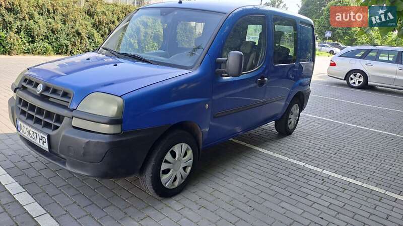 Fiat Doblo (2004)