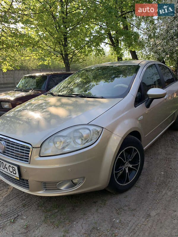 Fiat Linea (2012)