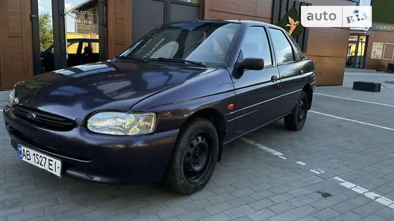 Ford Escort (1996)