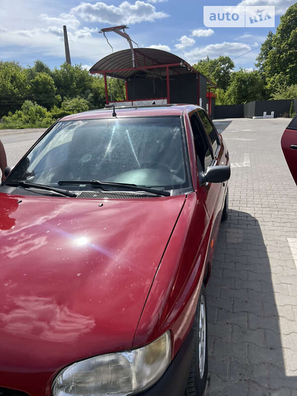 Ford Escort (1995)