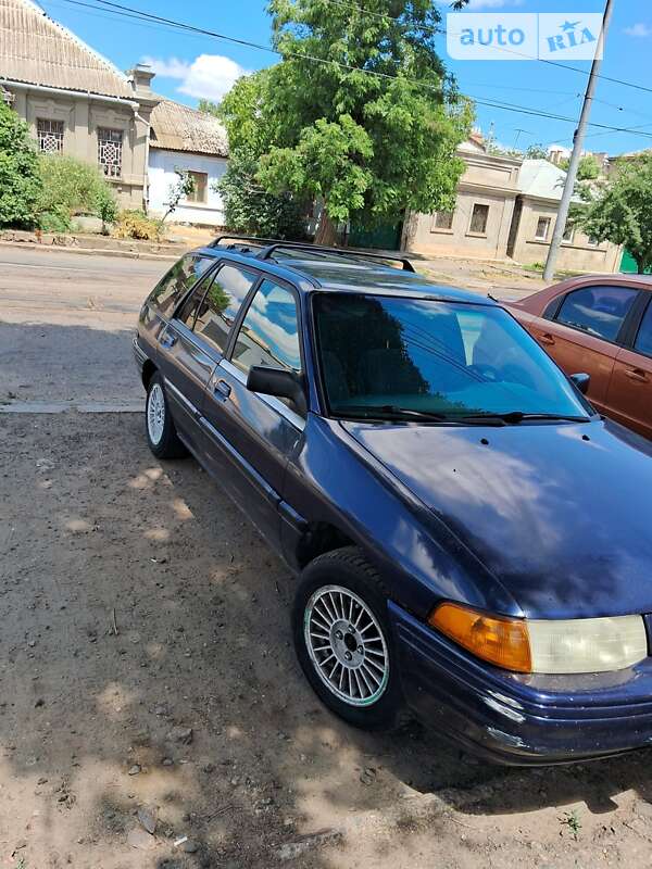 Ford Escort (1995)