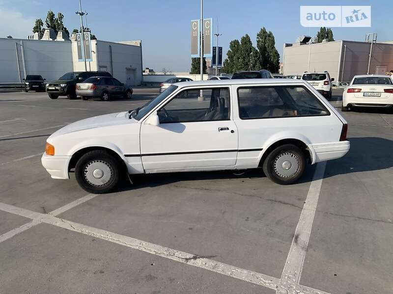 Ford Escort (1988)