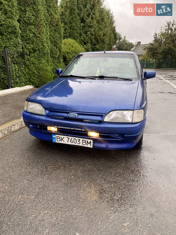 Ford Escort (1992)