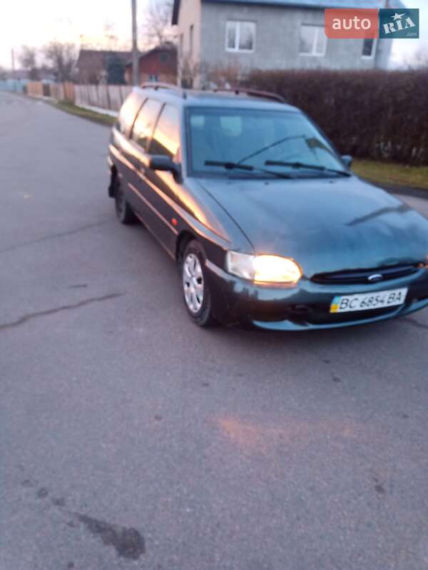 Ford Escort (1995)