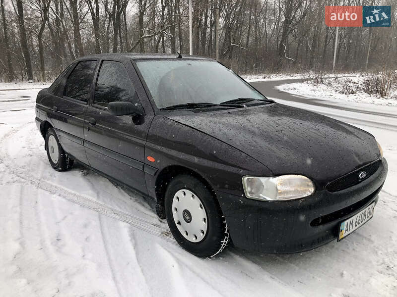 Ford Escort (1997)