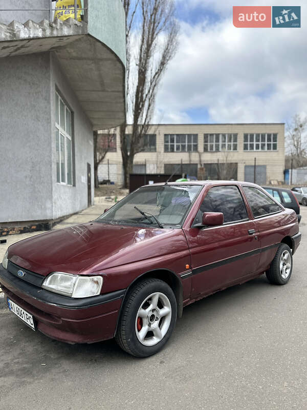 Ford Escort (1990)