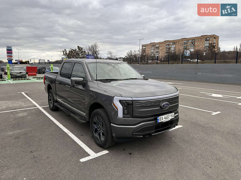 Ford F-150 (2023)