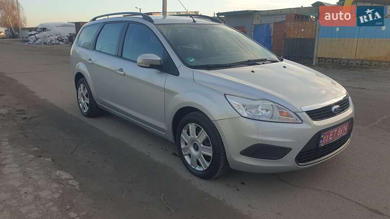 Ford Focus (2008)