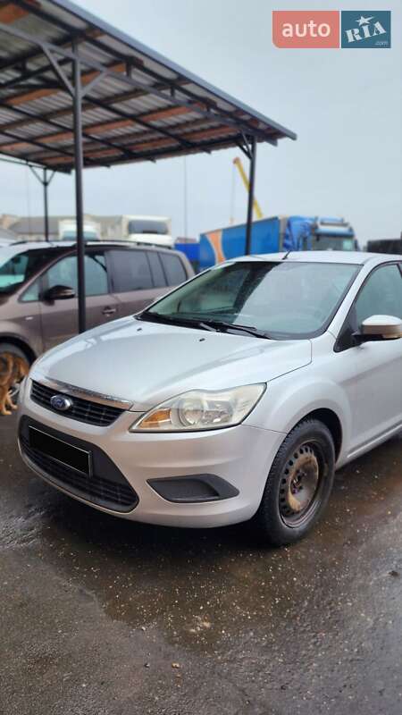 Ford Focus (2010)