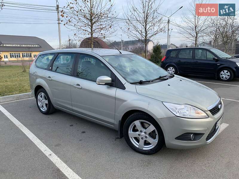 Ford Focus (2009)
