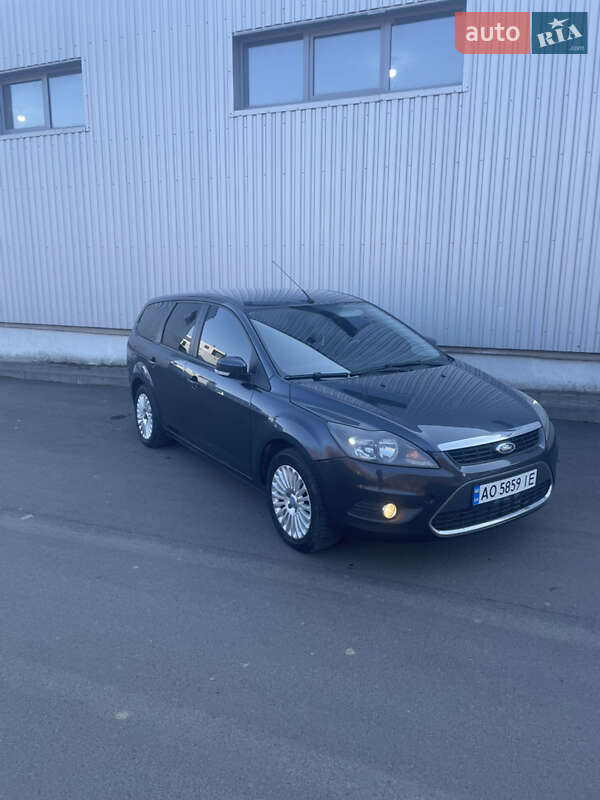 Ford Focus (2009)