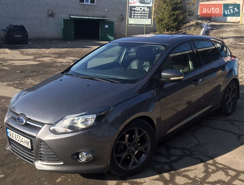 Ford Focus (2012)