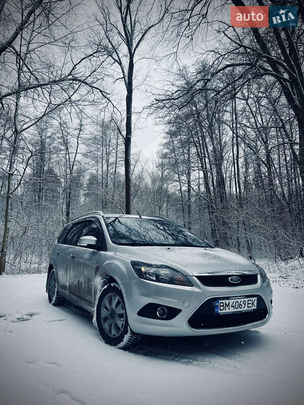 Ford Focus (2010)