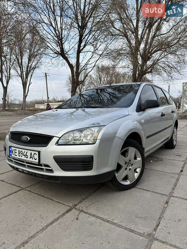 Ford Focus (2005)