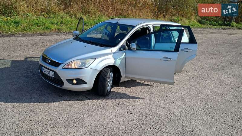 Ford Focus (2008)