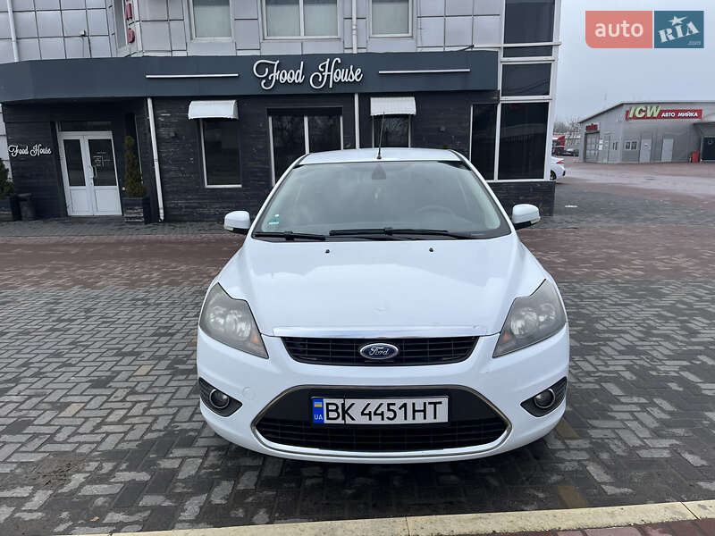 Ford Focus (2009)